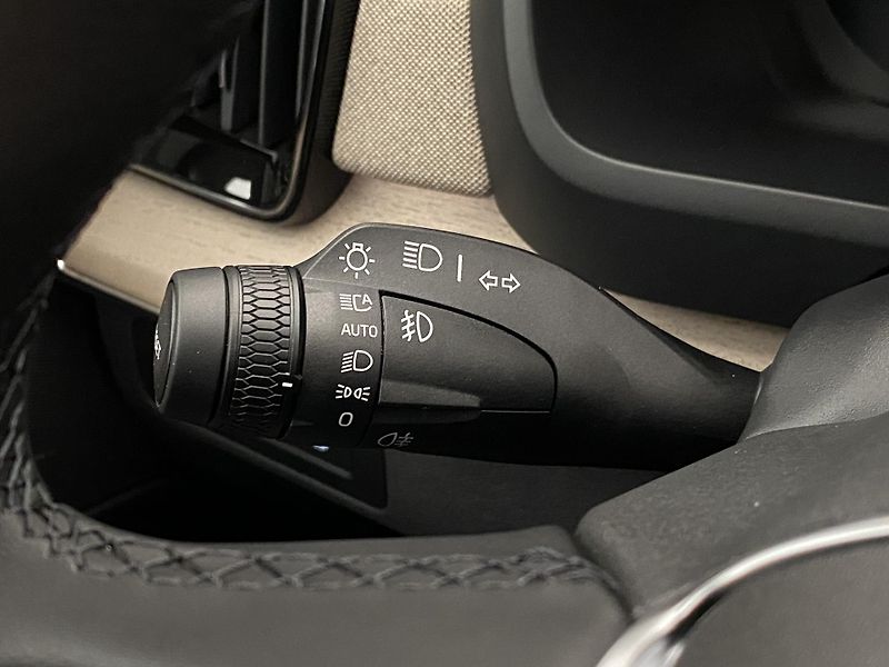 Volvo XC90 (2026) T8 AWD Plug-in BRIGHT PLUS 7m - fotka 32 z 69