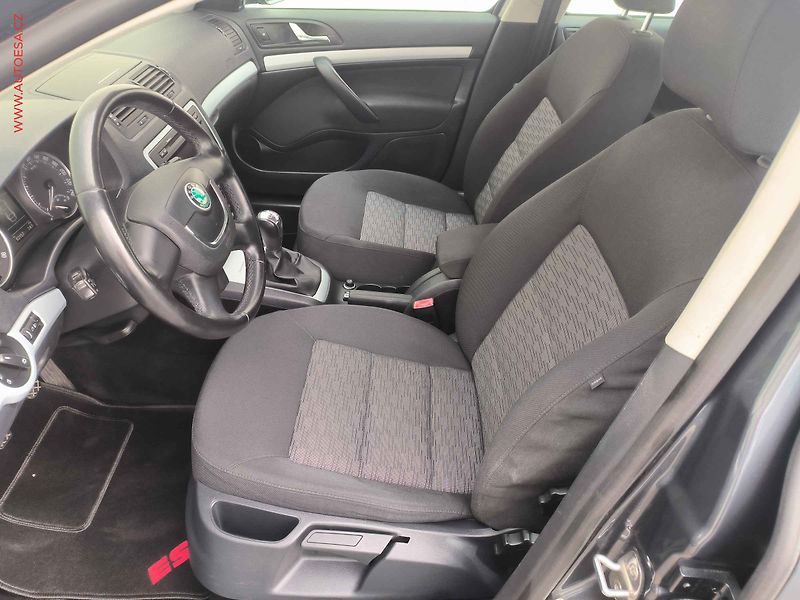 Škoda Octavia (2010) 1.4 TSi, Ambition, TZ - fotka 9 z 15