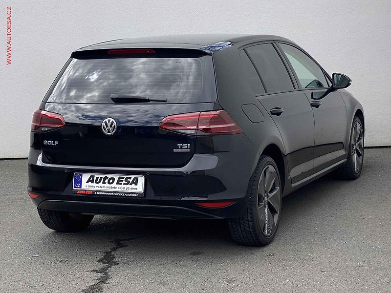 Volkswagen Golf (2013) 1.2 TSi, AC, bixen, navi - fotka 4 z 16