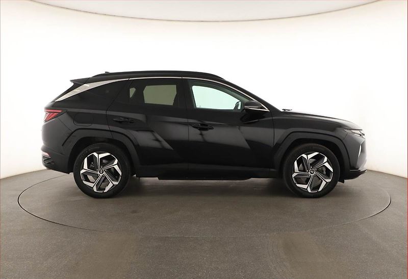 Hyundai Tucson (2021) 1.6 T-GDI PHEV - fotka 6 z 20