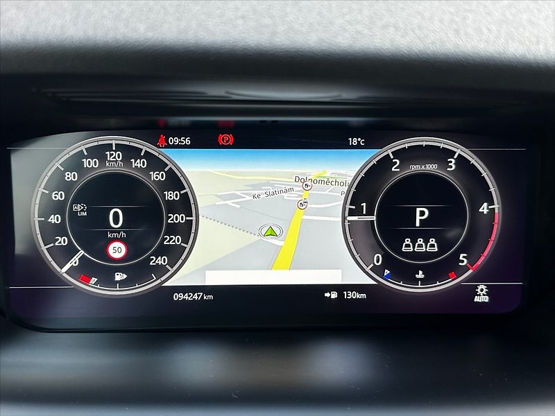Land Rover Discovery Sport 2,0 D150 AWD 110kW HSE SERVIS! - fotka 24 z 50