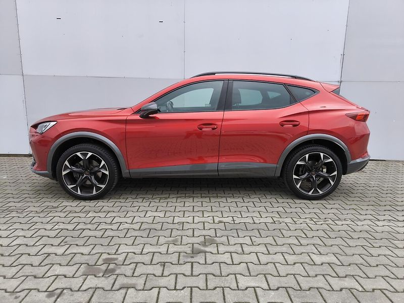 Cupra Formentor DSG 4WD 2,0 TSi / 140 kW - fotka 3 z 23