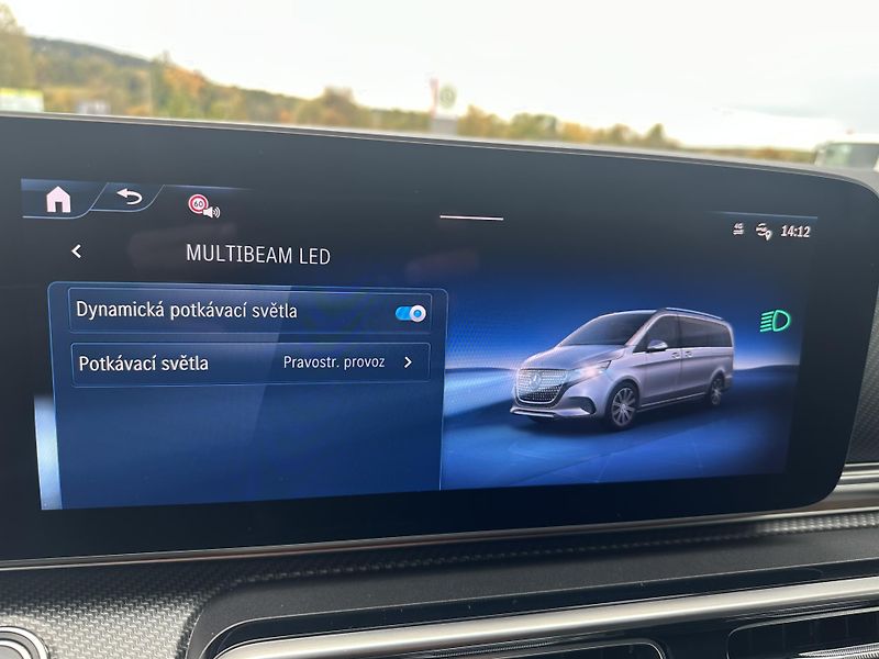 Mercedes-Benz Třídy V (2024) 300d 174kW 4M AMG LONG NT K360 - fotka 47 z 58