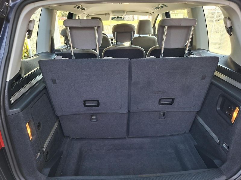 Seat Alhambra (2011) STYLE - fotka 10 z 21