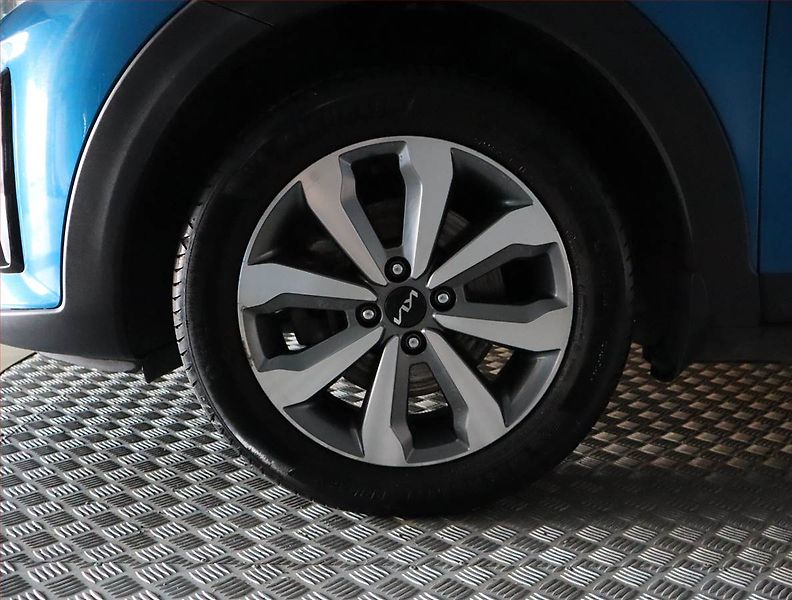 Kia Stonic (2023) 1.2 DPI, Serv.kniha, Kůže - fotka 15 z 20