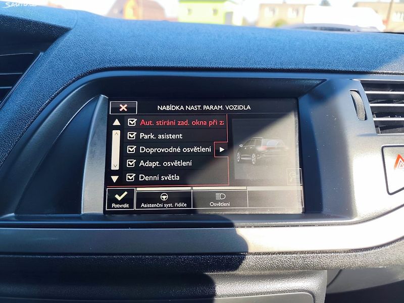 Citroën C5 (2015) - fotka 17 z 33