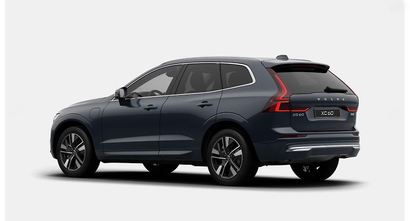 Volvo XC60 (2026) T6 AWD PLUS BRIGHT AUT - fotka 3 z 14
