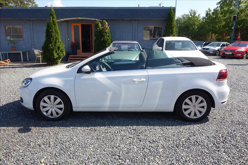 Volkswagen Golf 1,2 TSi 77KW, SERVISNÍ KNIHA. - fotka 16 z 48