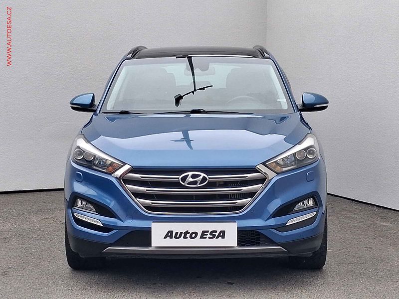 Hyundai Tucson (2015) 2.0 CRDi 4x4, 1.maj, AT - fotka 2 z 19