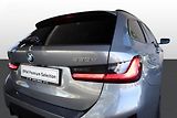 BMW Řada 3 330d xDrive Touring - náhled 20
