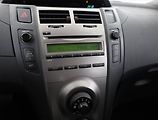 Toyota Yaris (2009) 1.33 Dual VVT-i, Automat - náhled 11