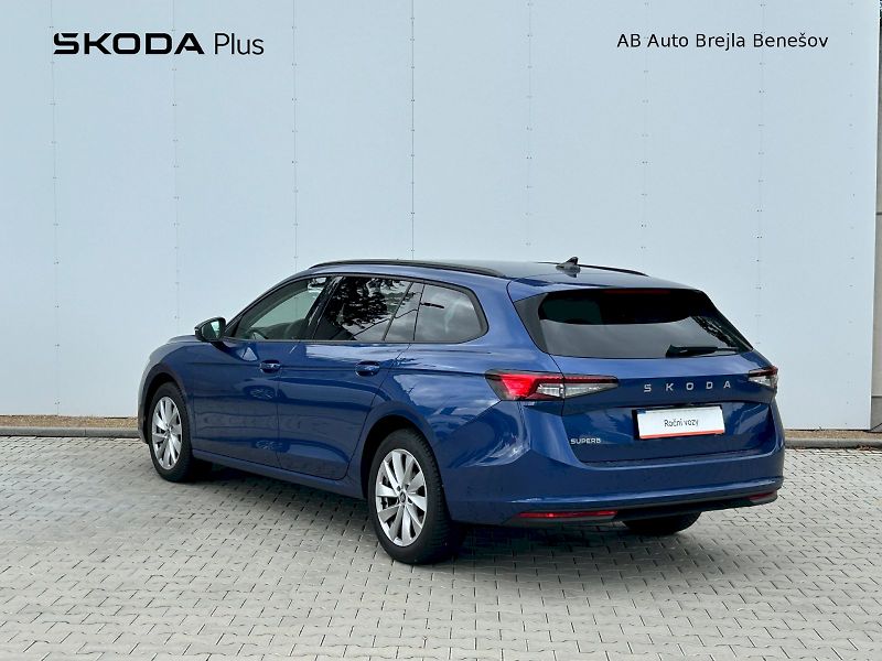 Škoda Superb (2025) COMBI SELEC TD 110/2.0 A7F - fotka 8 z 32