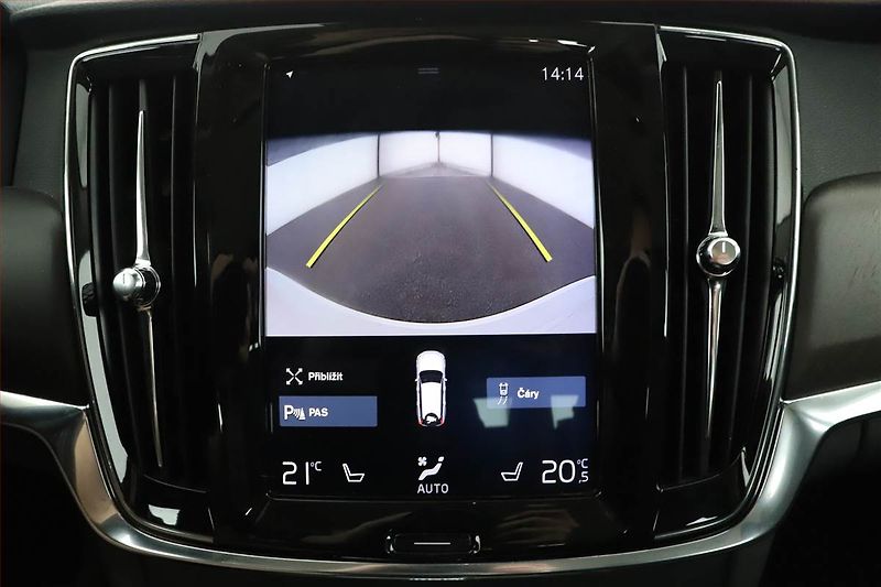 Volvo V90 (2019) Cross Country - fotka 16 z 21