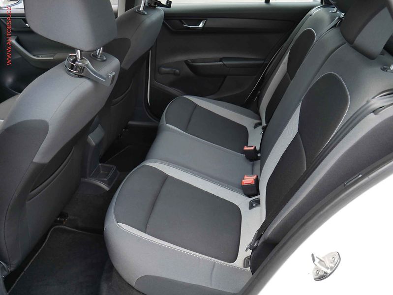Škoda Fabia (2015) 1.2 TSi, ČR, Ambition - fotka 10 z 15