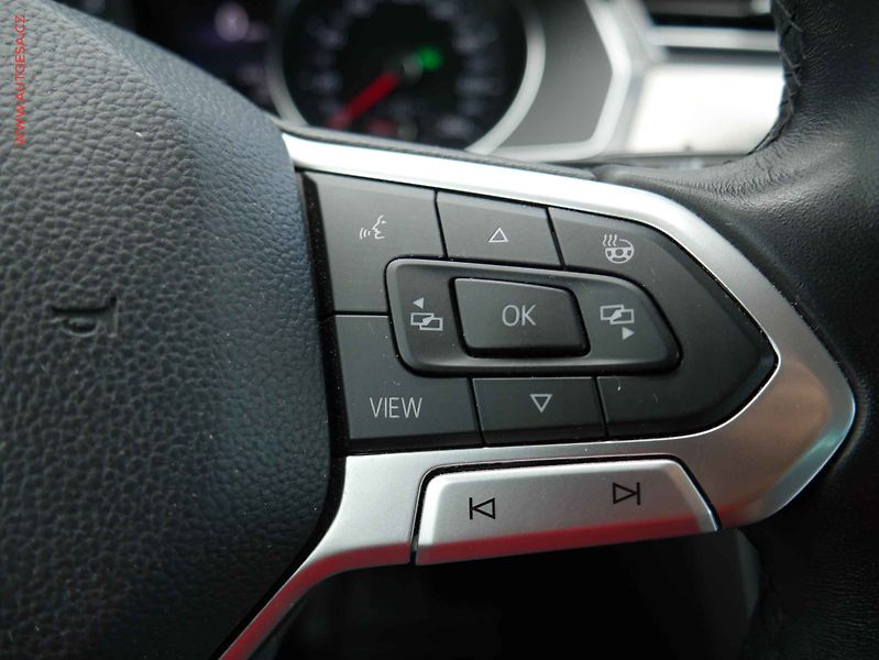 Volkswagen Passat (2020) 2.0TDi, ČR, Elegance, DSG - fotka 15 z 21