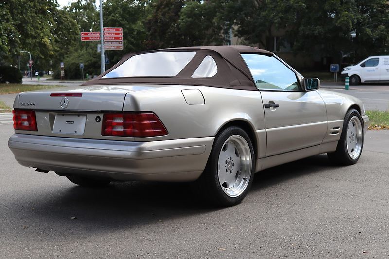 Mercedes-Benz SL SL 500 R129 225kW - fotka 11 z 49