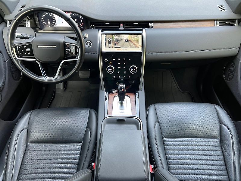 Land Rover Discovery Sport (2021) 2.0 Si4 183kW 4X4 CZ DPH  - fotka 10 z 25