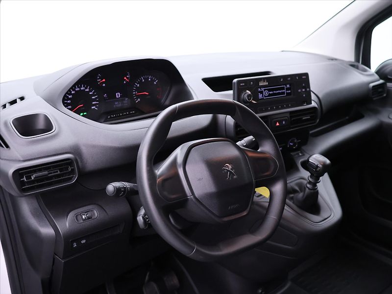 Peugeot Partner 1,2 PT 81kW Klima L1 CZ DPH - fotka 27 z 34