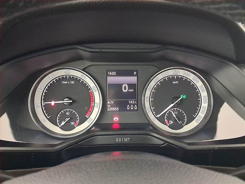 Škoda Superb (2016) Laurin&Klement 2.0 TSI, 4X4 - fotka 11 z 21