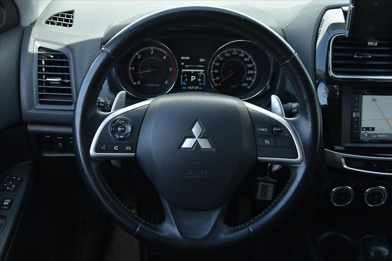 Mitsubishi ASX 2.2Di-D 4WD A/T INTENSE ČR - fotka 14 z 22