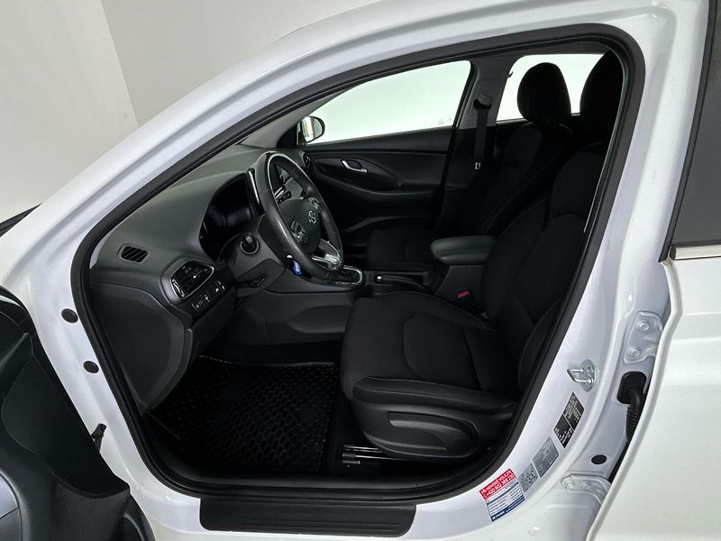 Hyundai i30 Comfort - fotka 7 z 27