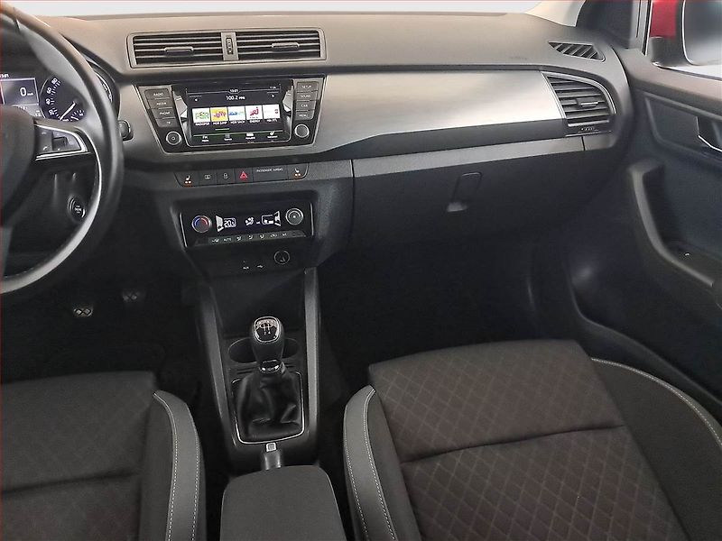 Škoda Fabia (2015) 1.2 TSI, Tempomat - fotka 8 z 15