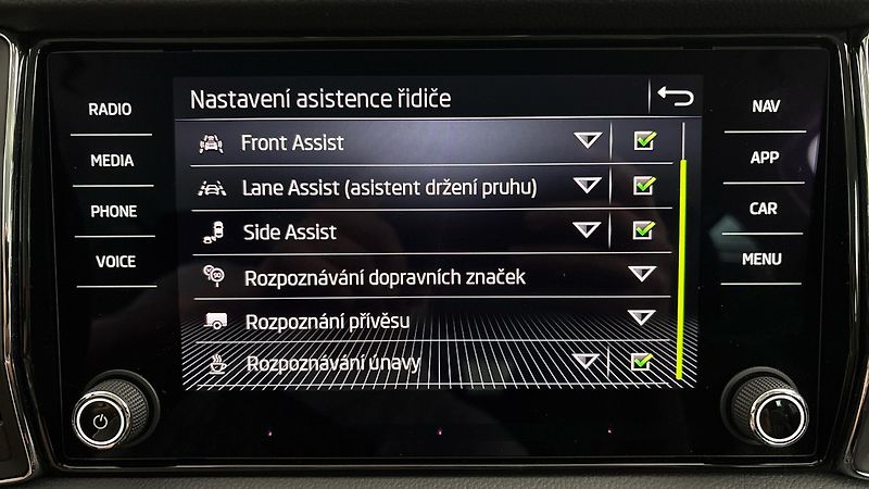 Škoda Kodiaq 2.0 TDI DSG 4x4 L&K - fotka 30 z 34