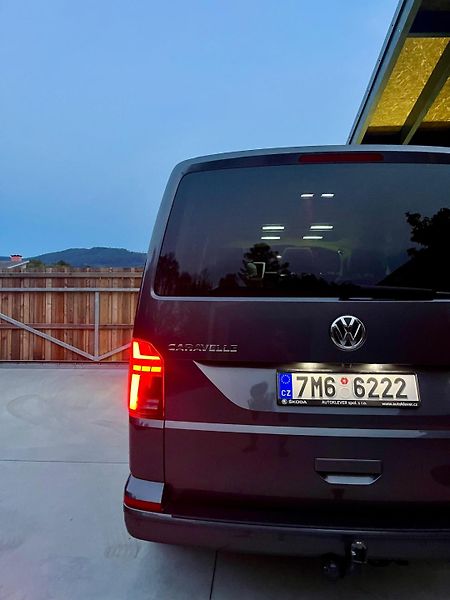Volkswagen Caravelle (2023) 2,0 TDi DSG LONG 8-míst tažné  - fotka 10 z 23