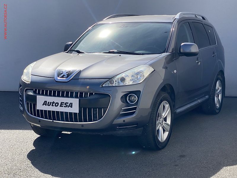 Peugeot 4007 (2012) 2.2 HDi 4x4, AT, xenon, kůže - fotka 3 z 22