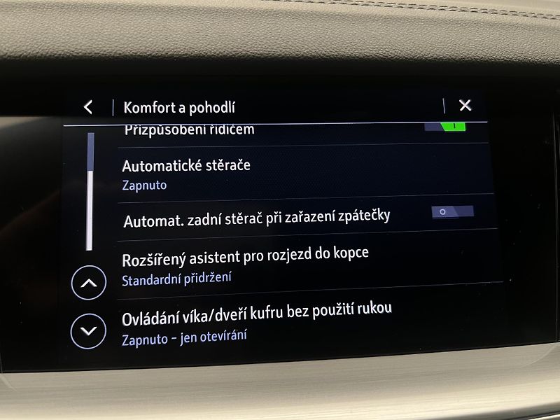 Opel Insignia 2.0 D 4x4 AUT CZ - fotka 37 z 40
