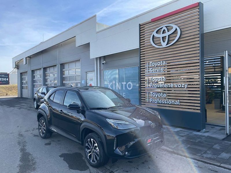 Toyota Yaris Cross 1.5HEV, Style, ČR-1, DPH - fotka 2 z 24