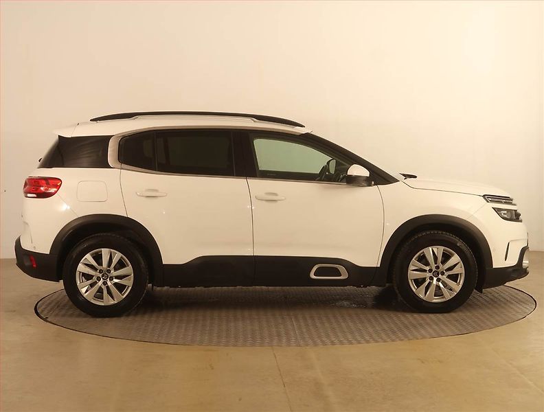Citroën C5 Aircross (2019) BlueHDi 130, Automat, Kůže - fotka 6 z 21