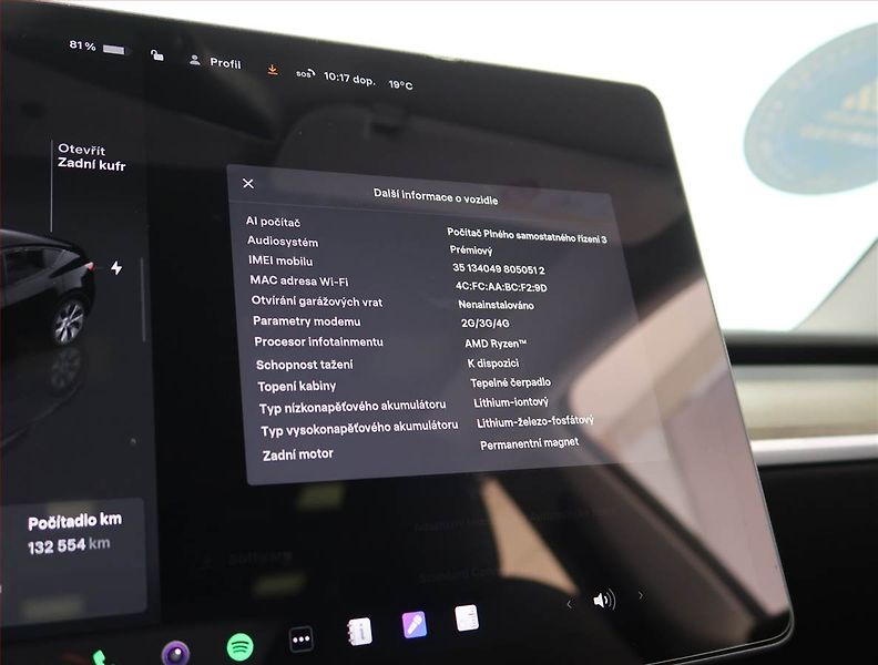 Tesla Model Y (2023) Standard LFP 64kWh, SoH 94% - fotka 27 z 31