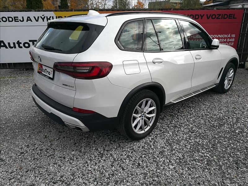 BMW X5 3,0 d xDrive 1.majitel - fotka 3 z 26