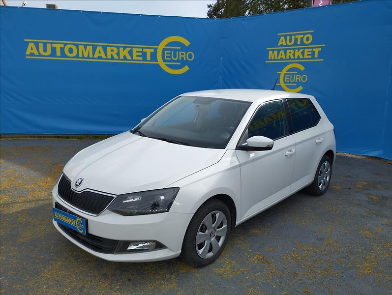 Škoda Fabia 1,0 - fotka 1 z 20