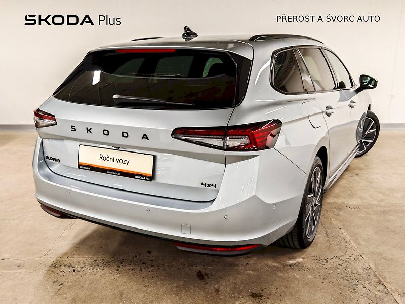 Škoda Superb (2025) Combi 2.0 TSI 195 kW DSG 4x4 S - fotka 2 z 36