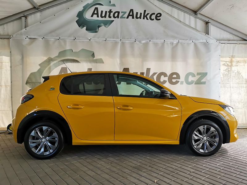 Peugeot 208 (2023) e LED APPCAR TOVARNÍ ZÁRUKA  - fotka 4 z 26