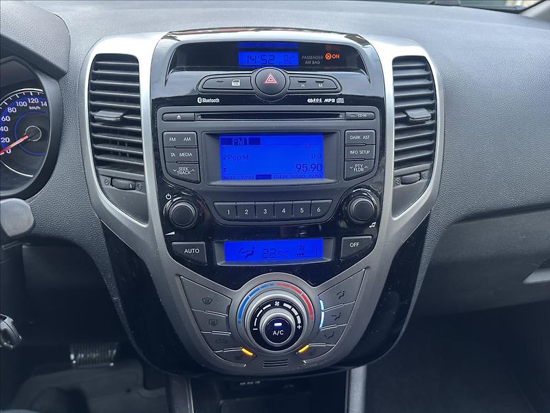 Hyundai ix20 1,6 AUTOMAT 1.majitel - fotka 16 z 23