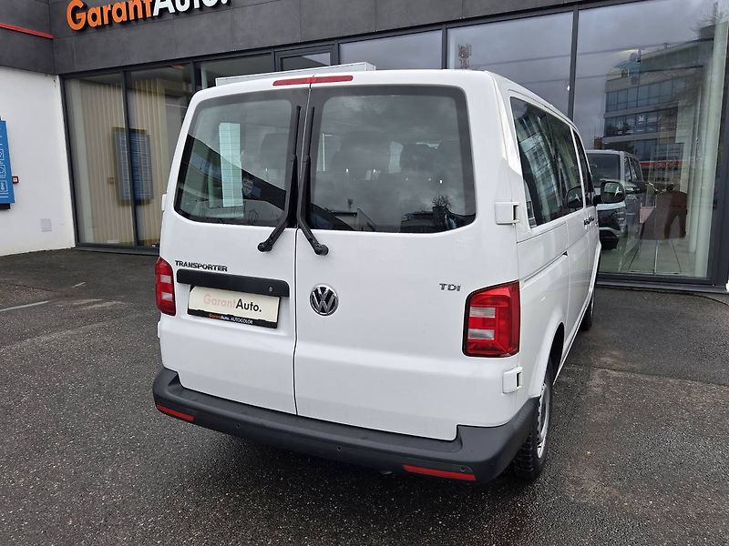 Volkswagen Transporter (2018) 2.0 TDI 9 míst - fotka 3 z 24