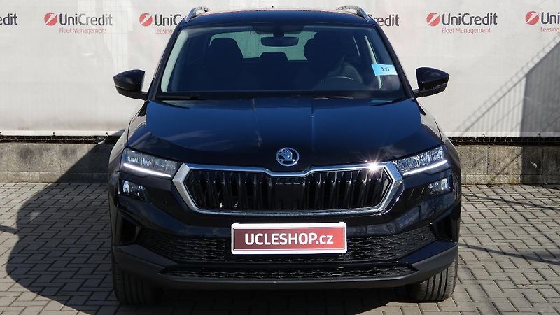Škoda Karoq 1,5 TSI DSG Style - fotka 2 z 24