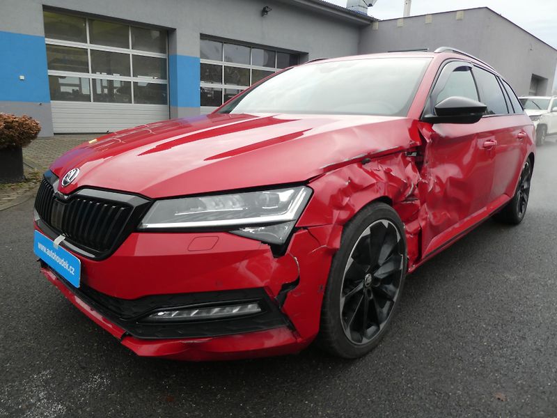 Škoda Superb Kombi 2,0TDi 147kW SPORTLINE - fotka 6 z 15