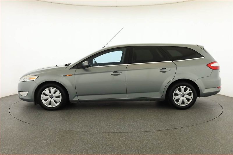 Ford Mondeo (2008) Titanium 2.2 TDCI, Serv.kniha - fotka 3 z 17