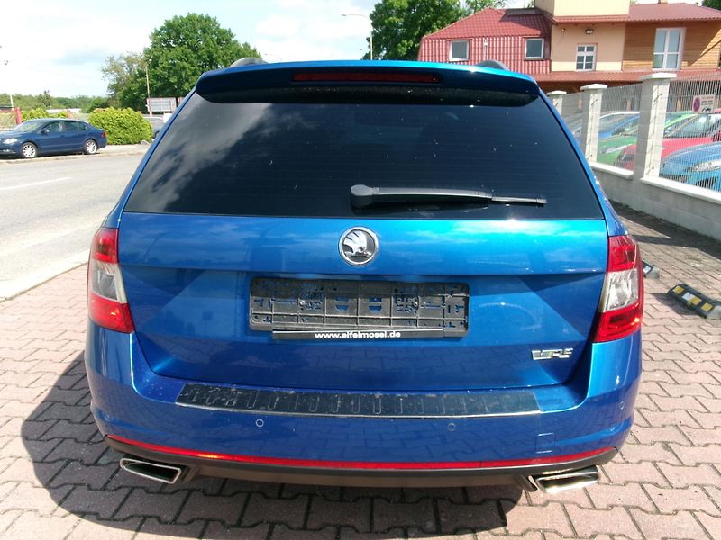 Škoda Octavia (2014) 2,0TSi VRS AC TEMP VÝHŘEV - fotka 8 z 39