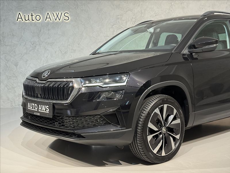 Škoda Karoq 1,5 TSi  DSG Style LED Kamera - fotka 4 z 46
