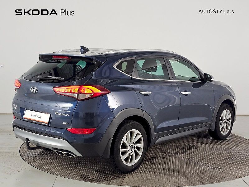 Hyundai Tucson (2019) 2.0CRDi 100KW 4X4 - fotka 2 z 31