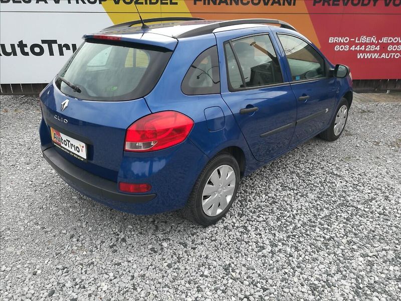 Renault Clio 1,5 dCi klima kombi - fotka 3 z 15