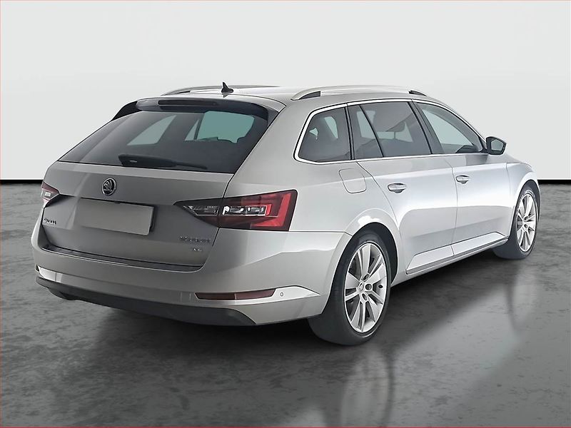 Škoda Superb (2016) Style Plus 2.0 TDI 4x4, 4X4 - fotka 5 z 25