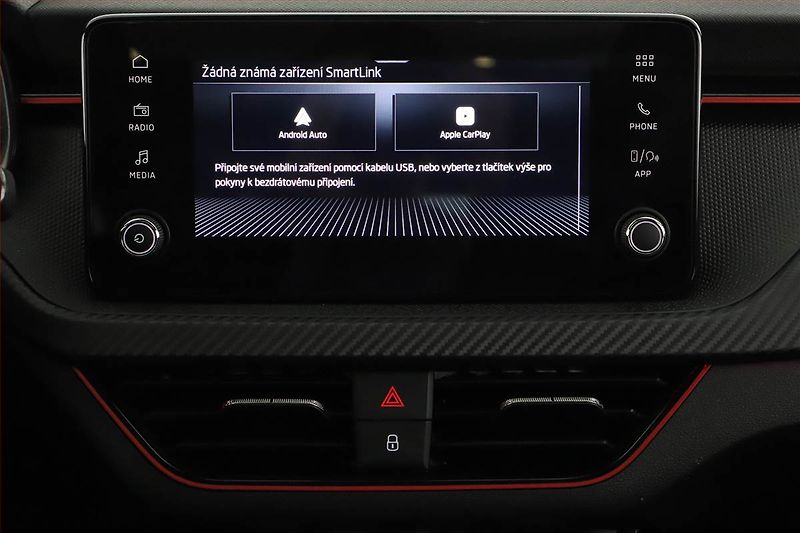 Škoda Kamiq (2026) 1.0 TSI, MONTE CARLO, KAMERA - fotka 15 z 17