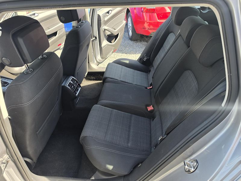 Volkswagen Passat 2.0 TDI DSG Led Masáže  - fotka 9 z 19