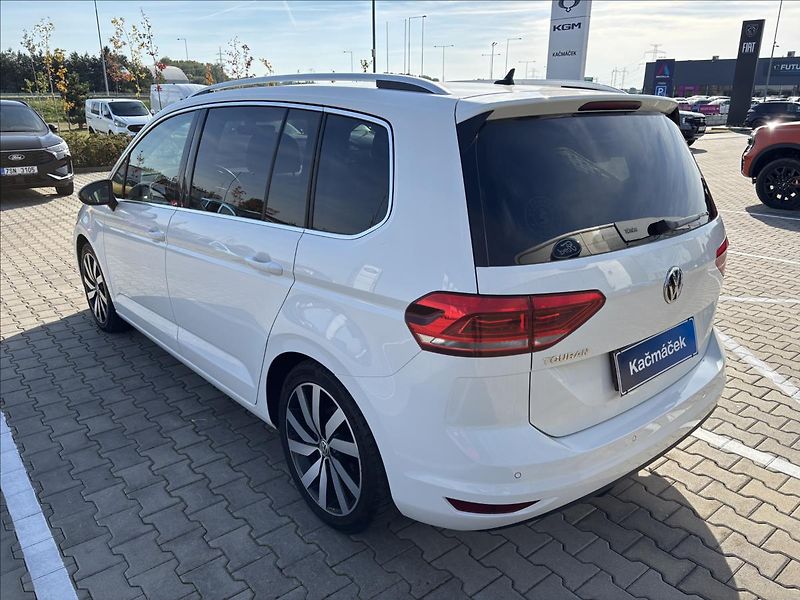 Volkswagen Touran 1,5 TSi Maraton Edition 7.Míst - fotka 3 z 47